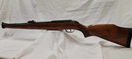 Hola de nuevo

Le toca el turno a una Gamo Stutzen. Clásico donde los haya. En perfecto estado

275€ portes 00