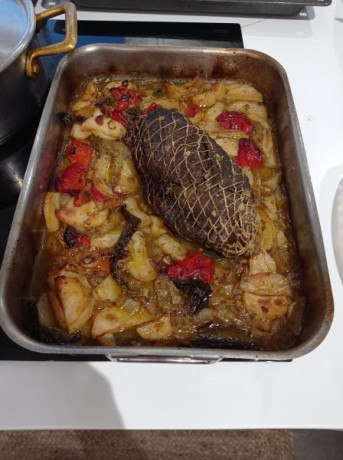 Hoy para comer acelgas hervidas y chuletón de vaca gallega vieja con seis semanas de maduración en cámara 80
