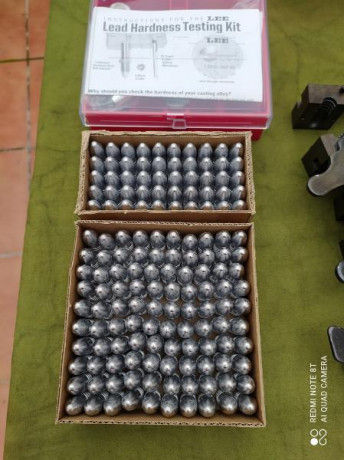 Saludos,
Vendo Sharps IAB 45/70 con cañon Pedersoli, de Armeria Izquierdo en buen estado.
Tiene tunel 51