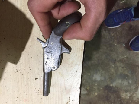 Calibre? 
Marca , modelo, no se nada .
GRACIAS 01