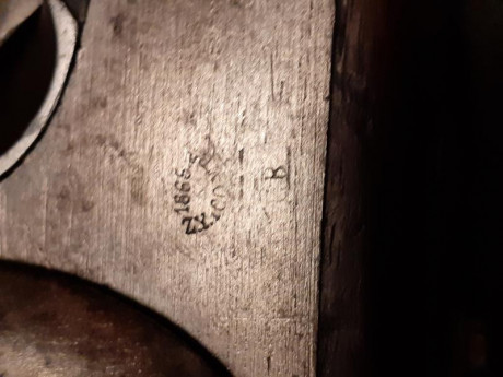 Pongo a la venta este fusil corto berdan español. Creo que la denominación es carabina rayada de cazadores 30