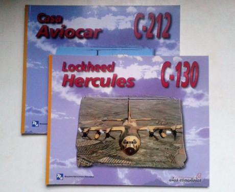 Vendo una pequeña colección de libros sobre aviación militar, compuesta por 10 monografías sobre diferentes 11