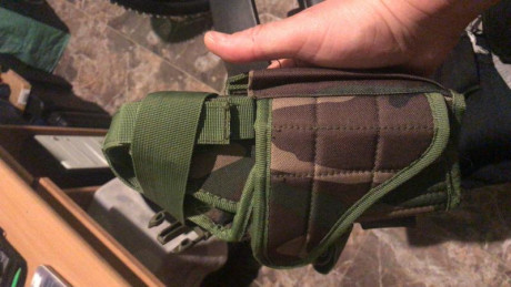 Vendo estas dos fundas perneras para la práctica de airsoft principalmente. Aunq tb se pueden usar para 12
