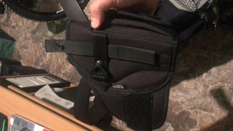 Vendo estas dos fundas perneras para la práctica de airsoft principalmente. Aunq tb se pueden usar para 11