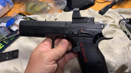 https://www.ipscstore.com/es/cz/9042-cz-shadow-2-optics-ready-plate-mount-for-leupold-delta-1091-1420-05.html?search_query=Cz+leupold&results=25

Vendo 00