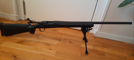 VENDIDO

Tiene marcas de rozaduras (se aprecian en las fotos) pero ningún problema de mecanismos. Todo 02