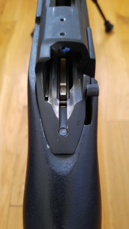 VENDIDO

Tiene marcas de rozaduras (se aprecian en las fotos) pero ningún problema de mecanismos. Todo 31