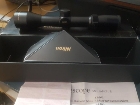 Vendo visor nikon ,impoluto ,ni marcas de las anillas,se ha utilizado en muy pocas ocasiones,está como 00