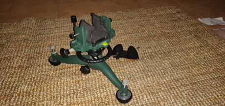 Se vende por no usar torreta de tiro Caldwell Rocket.Va perfectamente y la he estado utilizando en benchrest 01