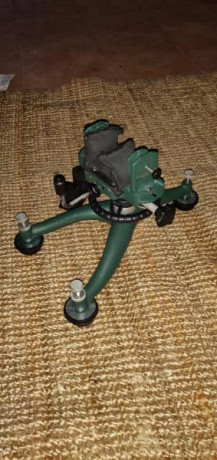 Se vende por no usar torreta de tiro Caldwell Rocket.Va perfectamente y la he estado utilizando en benchrest 12