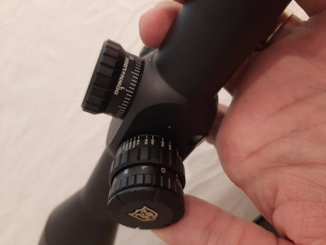 Vendo visor Nikko Stirling Diamond 6-24x50 FFP tubo 30 mm comprado en Septiembre 2019. Está en perfecto 42