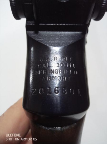 Vendo este rifle esta pavonado y barnizado de hay su precio 1000 euros, eso si no hay mas rebaja tiene 00