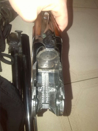ESCOPETA LANBER, CALIBRE 12,SUPER LANBER, CON EXPULSORES, POLICHOQUES, SELECTOR DE CAÑÓN
SE VENDE CON 01