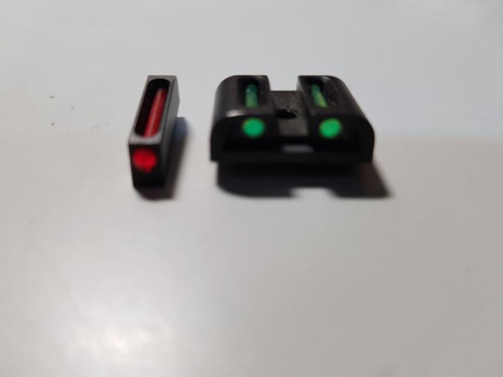 ¡ VENDIDO!
ALZA Y MIRA DE FIBRA ÓPTICA, MARCA TRUGLO, PARA PISTOLAS GLOCK.
50 EUROS 00