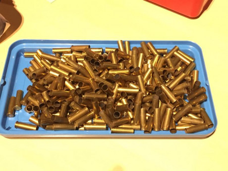 VENDIDAS, se venden 300 vainas calibre 357 Magnum. Casi todas son de un solo uso y la mayoría son HP -creo 00