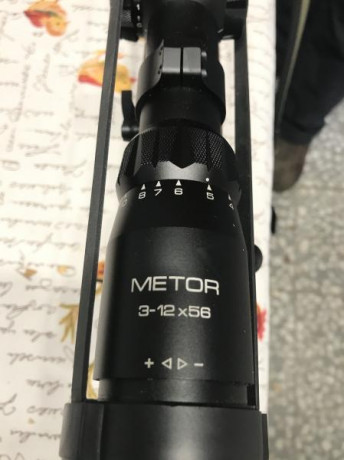 Un buen amigo que deja la caza me pide que le ponga un rifle que compro hace poco a la venta.
Se trata 02