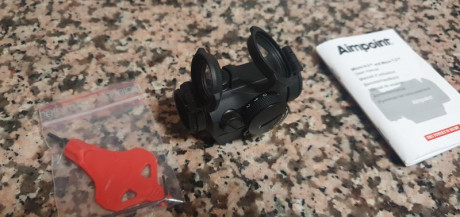 Se vende aimpoint h2 de 2 moas en perfecto estado, ni una sola raya, con tapas, llave e instrucciones, 02