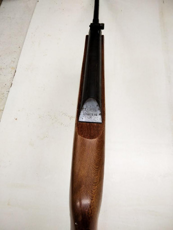 Hola, vendo esta Cometa VII del 4,5 para reparar o para piezas. La carabina no amartilla, el sistema de 00