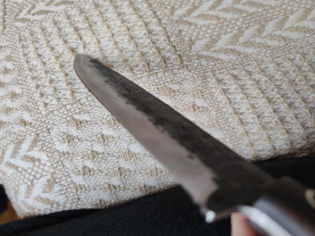Hola vendo este cuchillo artesanal sin ningún usó, con marcas en la hoja de forja y funda hecha de kydex 41