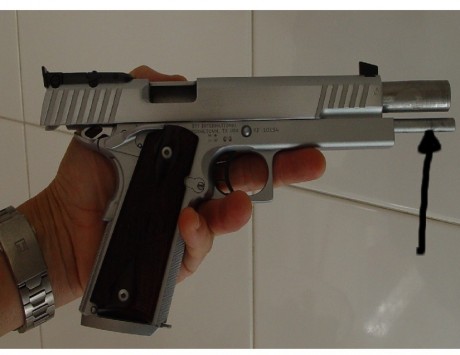 Quería  preguntar a algún poseedor de esta pistola, si realmente tira bajo, o soy yo que soy excesivamente 81