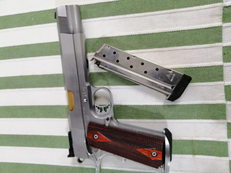 Un amigo vende la super conocida 
 Infinity Scepter  en perfectas condiciones 
Para mas informacion doy 02
