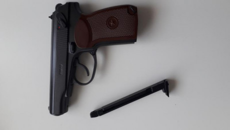 Buenas tardes.
Soy nuevo en el Foro y también nuevo en este mundo de las armas de aire comprimido.
Tengo 60