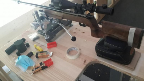 Vendo carabina anschutz de 22lr modelo 2007-2013 con cañón super macht de 69cm de largo y 25,80 de diametro, 02