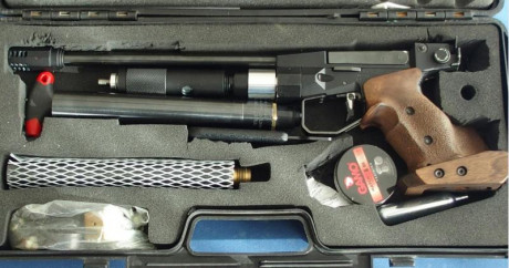 Vendo esta extraordinaria pistola de CO2 de competicion olímpica. Se trata del tercer modelo, mejorando 01
