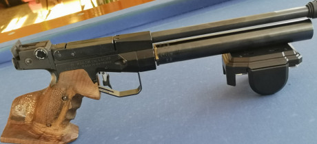 Vendo esta extraordinaria pistola de CO2 de competicion olímpica. Se trata del tercer modelo, mejorando 12