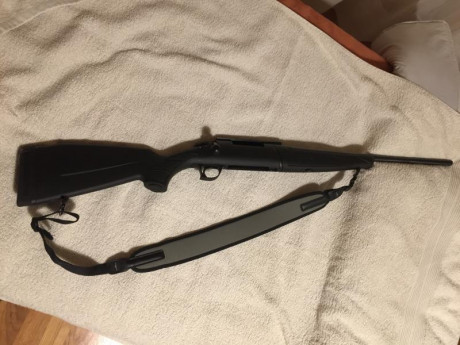 Vendo rifle Bergara BX11 , calibre 30.06 Sp, 2 cargadores  y un guardamanos diferente. Uso regular, pocos 02