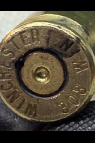 Os adjunto fotos de lo que me está ocurriendo con mas de un rifle, en este caso Mauser K98 de 8 mm piston 121