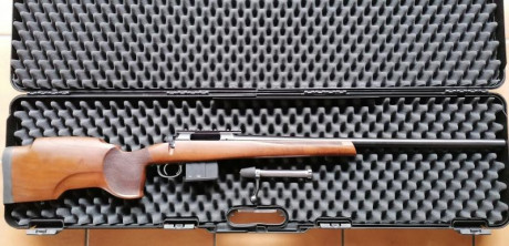 Hola compañeros, 
Muy a pesar mio, pongo a la venta mi CZ 557 Varmint en calibre 308W. Entre todo el lio 00