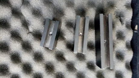 vendido Alfa-Proj de 6" con dos juegos de cachas talla M y tres contrapesos para el cañón, también 10