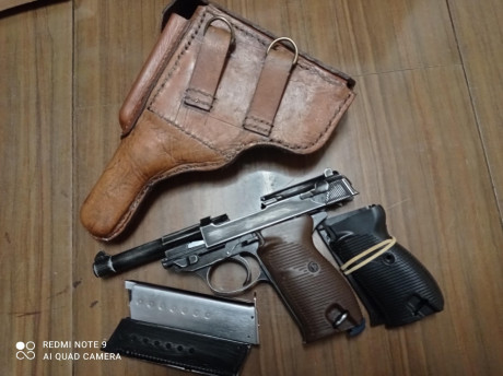 Se vende replica de la pistola Walther P38 de la marca WE de airsoft, no tiene numero de serie, formaba 00