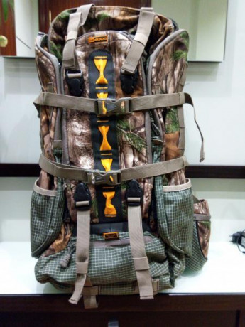 En venta, mochila Tenzing 4000.Practicamente nueva,usada únicamente un fin de semana.Limpia y sin desperfectos.
La 00