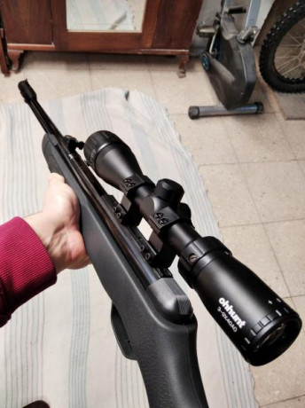 Hola buenas, vendo esta estupenda carabina Gamo CFX calibre 5,5 de cañón fijo en un estado casi impoluto. 20