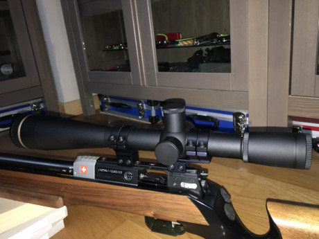 Hola compañeros pongo a la venta este visor prácticamente de reestreno 
 ******* MARCA: LEUPOLD ********
· 02