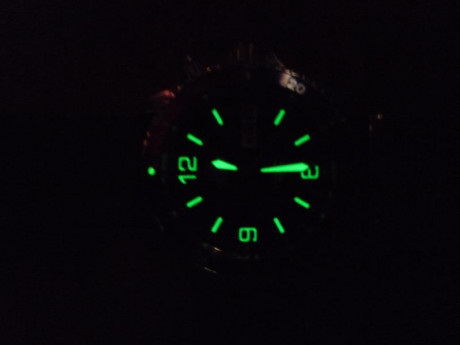 Vendo éste bien conocido reloj, Orient Mako I, dial azul y bisel "Pepsi". El reloj funciona 00
