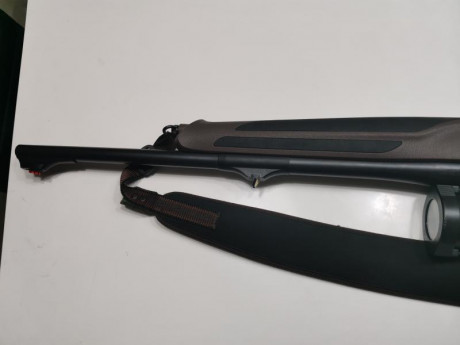 Hola
Vendo excepcional semiautomático Sauer 303 en Calibre 8x57, sintético de color arena. 
Esta en perfecto 10