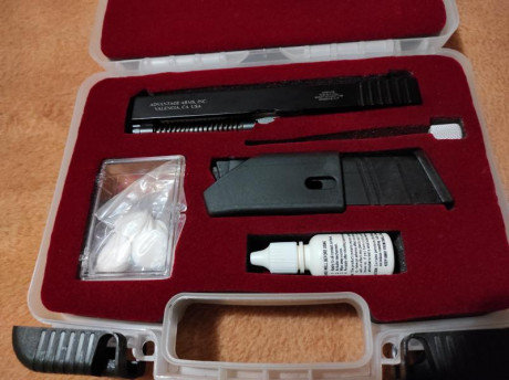 Vendo kit calibre 22 para cualquier Glock, 19, 17,etc. Yo lo utilizo en la Glock 34. En perfecto estado. 02