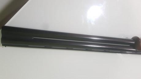 SE VENDE POR NO USAR .
ESCOPETA LAMBER SUPERPUESTA CALIBRE 12-70
CAÑONES 71 CM
EXPULSORA 
POLICHOQUES 31
