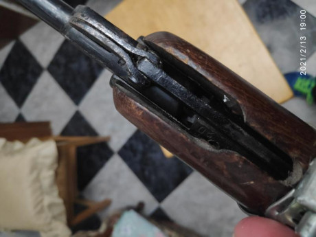 Vendo carabina Norica del 4.5mm comprada por mi bisabuelo en 1958.
En 1985 la madera fue restaurada y 22