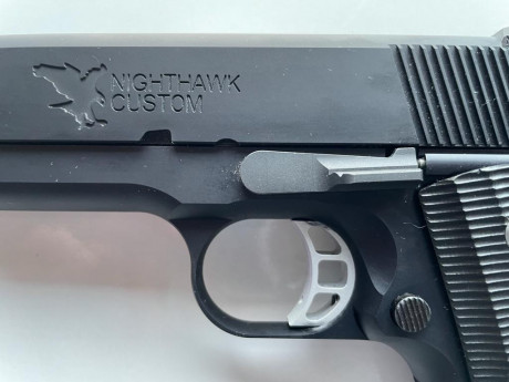 Vendo Pistola Nighthawk Custom Talon de Airsoft Full equip por 500 euros con base como no de Tokio Marui. 02