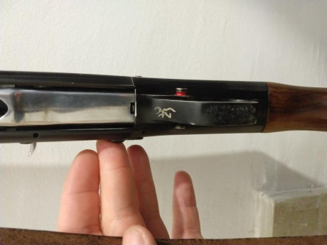 Vendo semiautomática Browning B80 calibre 12/70 con cañon de 71cm, 5 chokes invector más la llave, en 10