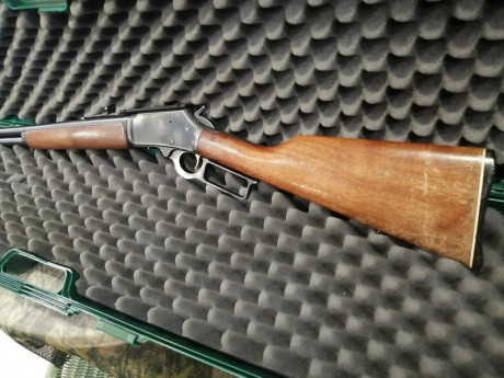 Se cambia por rifle de mi interes y similar valor de nuevo y estado, que mi arma.Incorpora carril Wever. 12