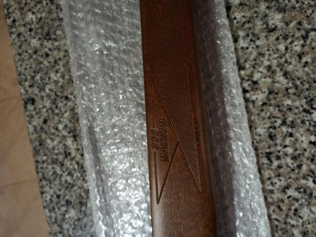 Hola, vendo culata de diana 350 Magnum t05 nueva sin estrenar, tal cual salió de fábrica. La diferencia 12