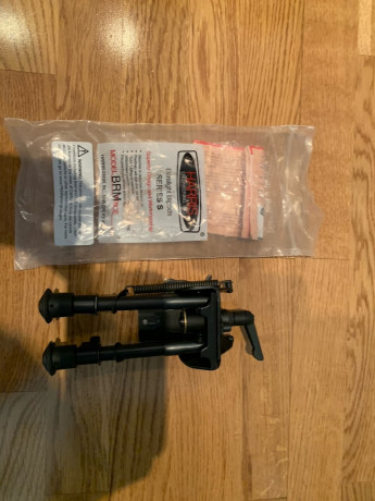 Bípede Harris original con accesorio rapido para enganchar directamente en carril picatinny.

150€

Esta 00