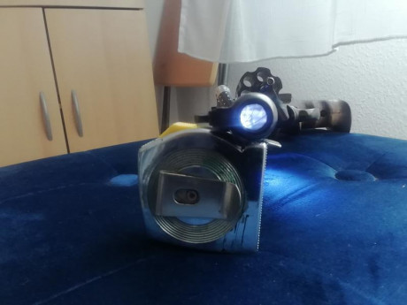 Por no usar se vende lote compuesto por revolver llama olimpico del 38sp/wc y pistola unique des 69 del 40