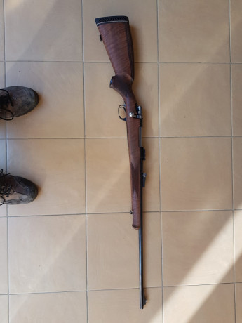 hola un amigo vende un rifle santa barbara calibre 243 con bases apel,maderas bonitas y en perfecto estado 11