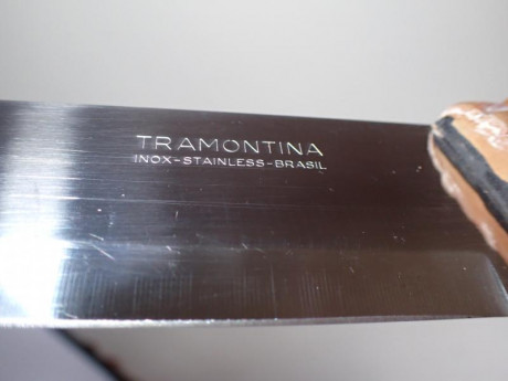  a todos:

Vendo este cuchillo tribal brasileño de la marca Tramontina de los años 80, nunca se usó.

Hoja 11